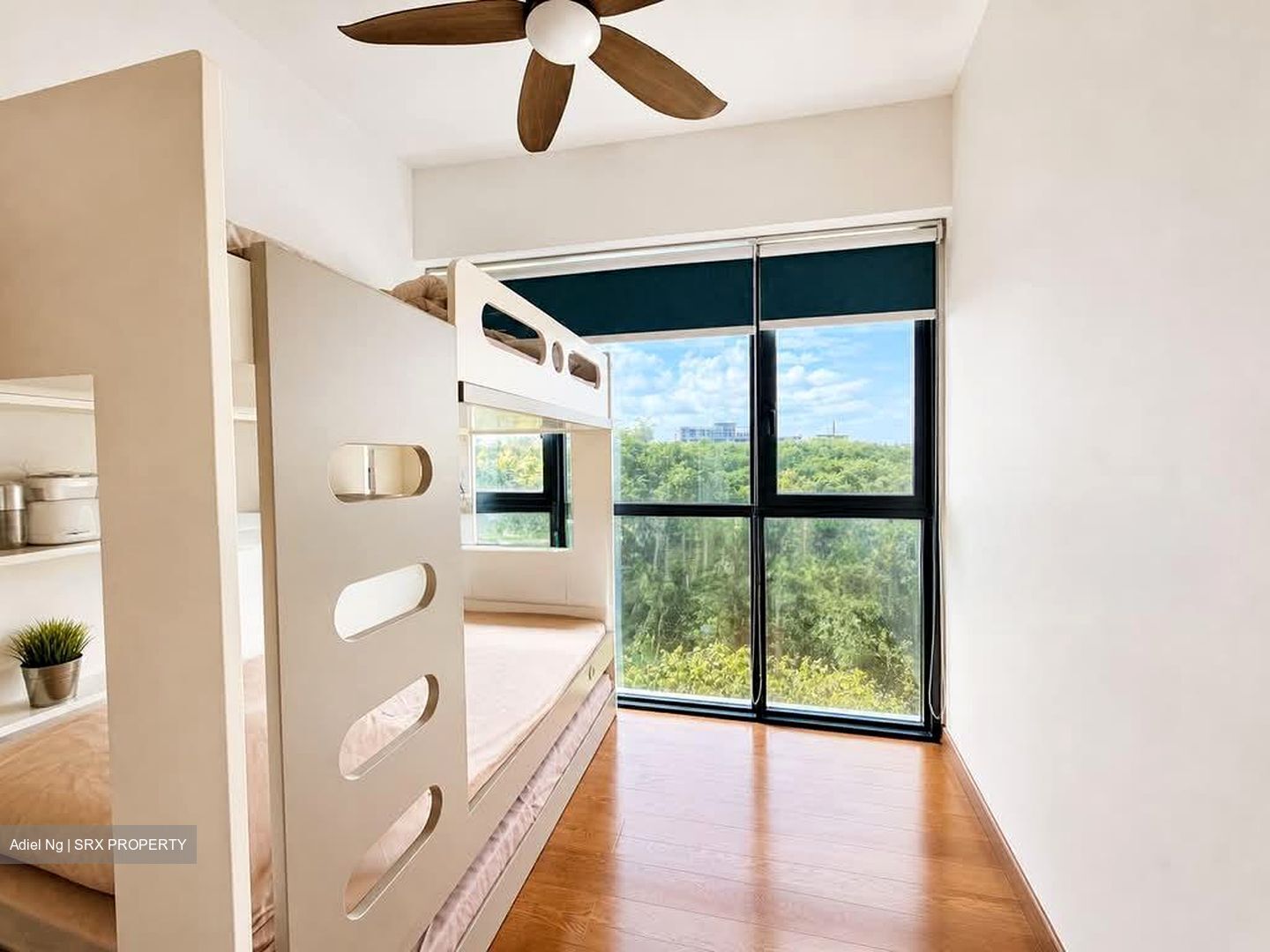 Hougang Avenue 10 (D19), Condominium #563213031